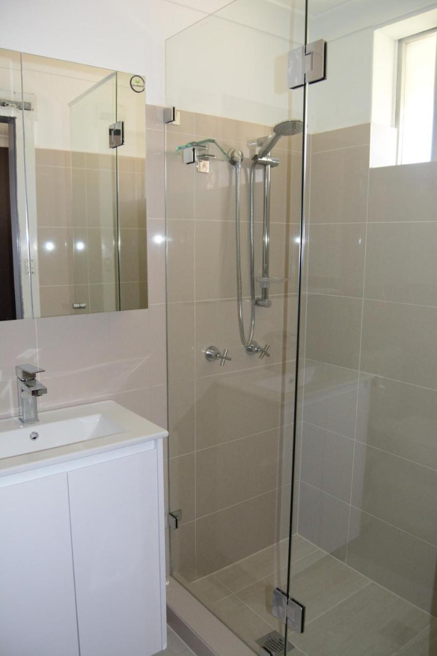 Civic Motor Inn Каура Экстерьер фото